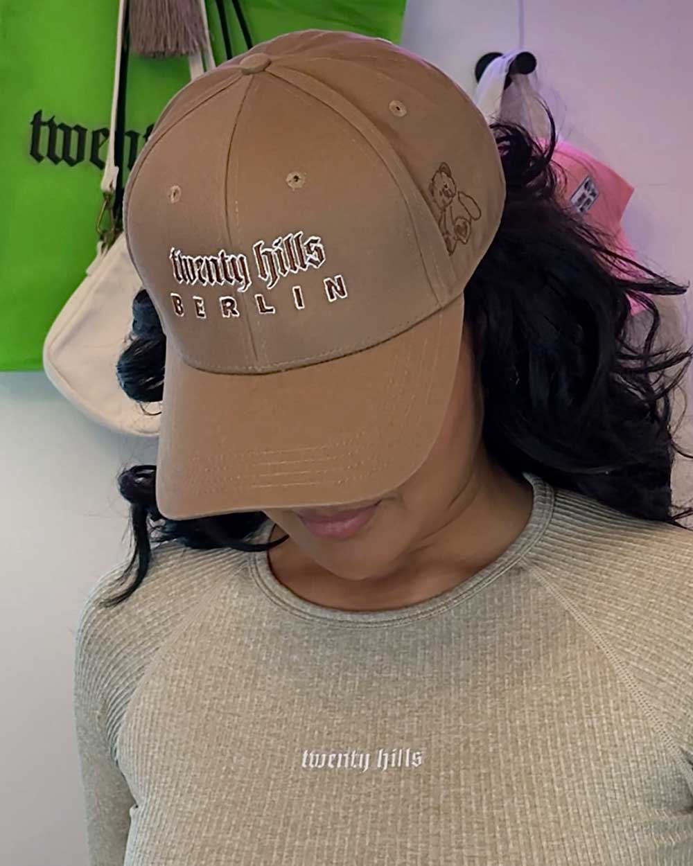 Teddy Cap (Mocha Mousse)